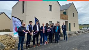 Image de l'article Remise de clés à Jarzé-Villages de logements individuels et collectifs.